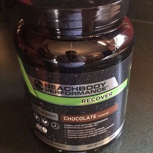 Beachbody Performance recover chocolate flavor